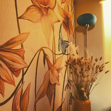 The Loft E&E Blue Sky Apartment เอมโปลี ภายนอก รูปภาพ