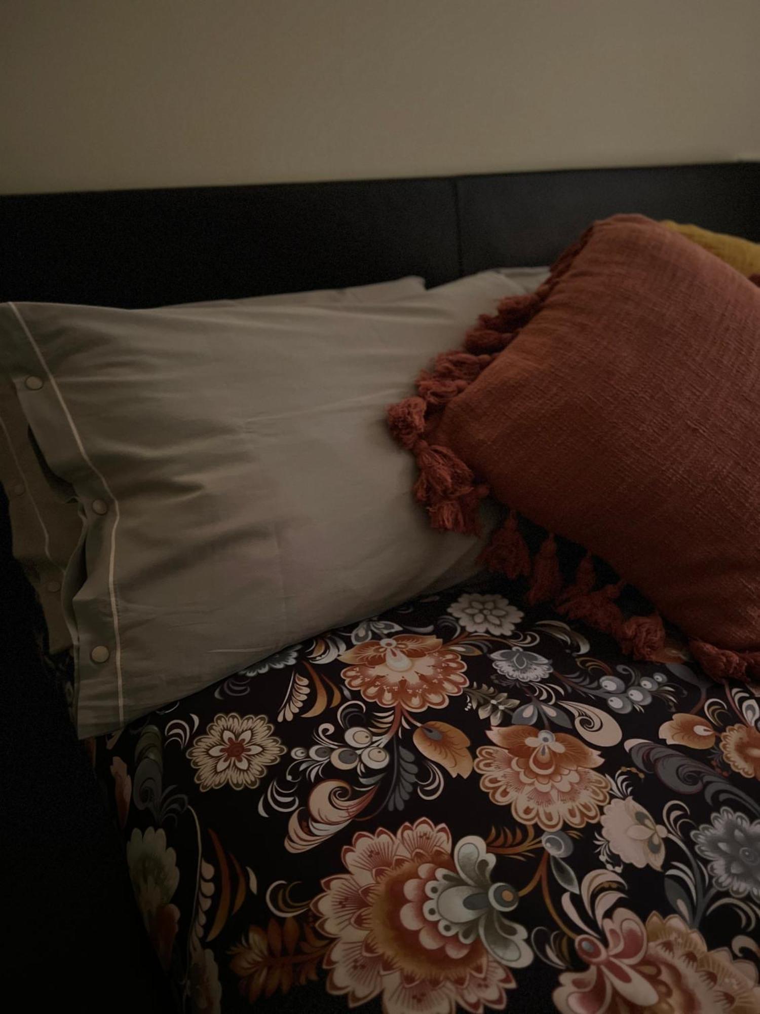 The Loft E&E Blue Sky Apartment เอมโปลี ภายนอก รูปภาพ